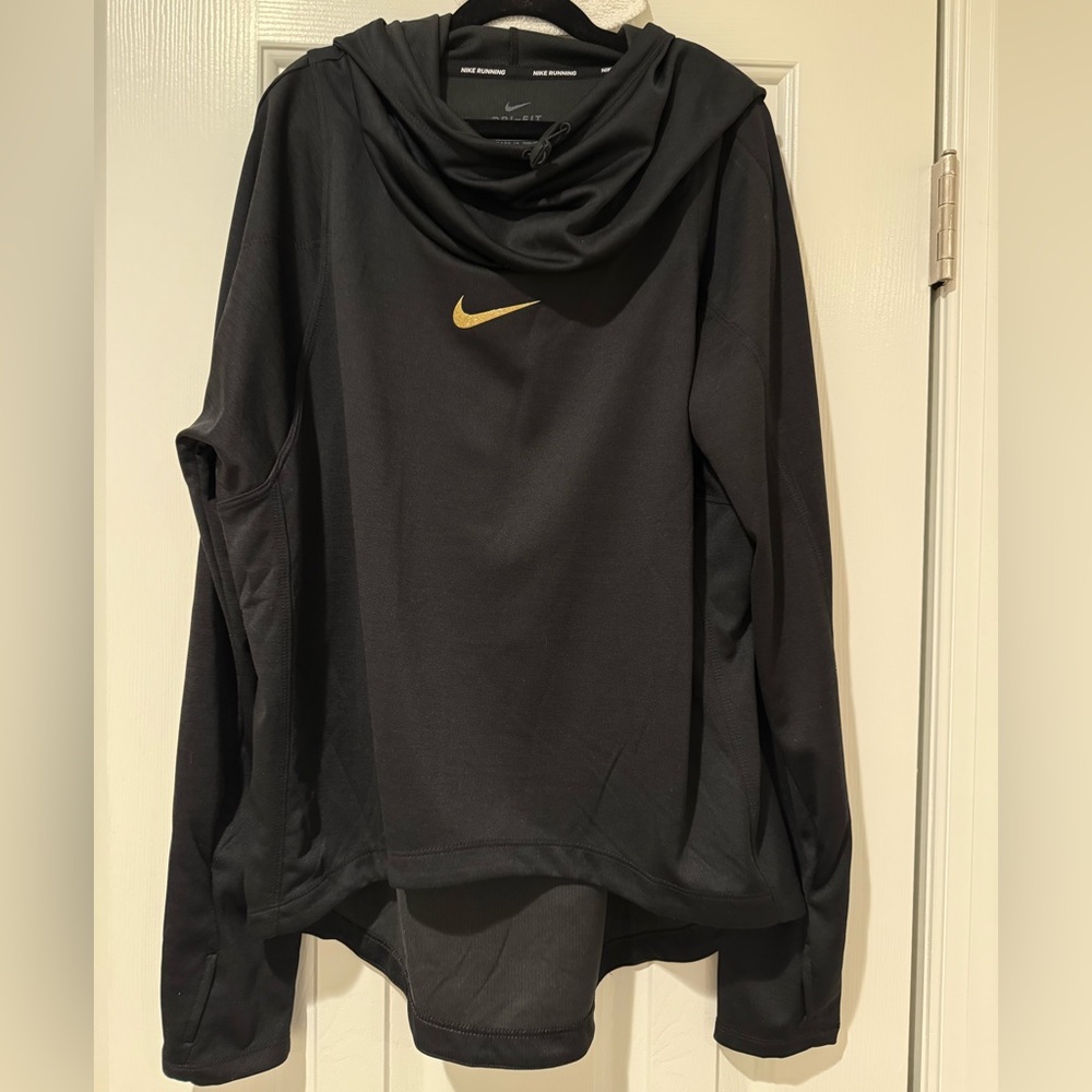 Nike Dri-FIT Glam Dunk Midlayer Running Top